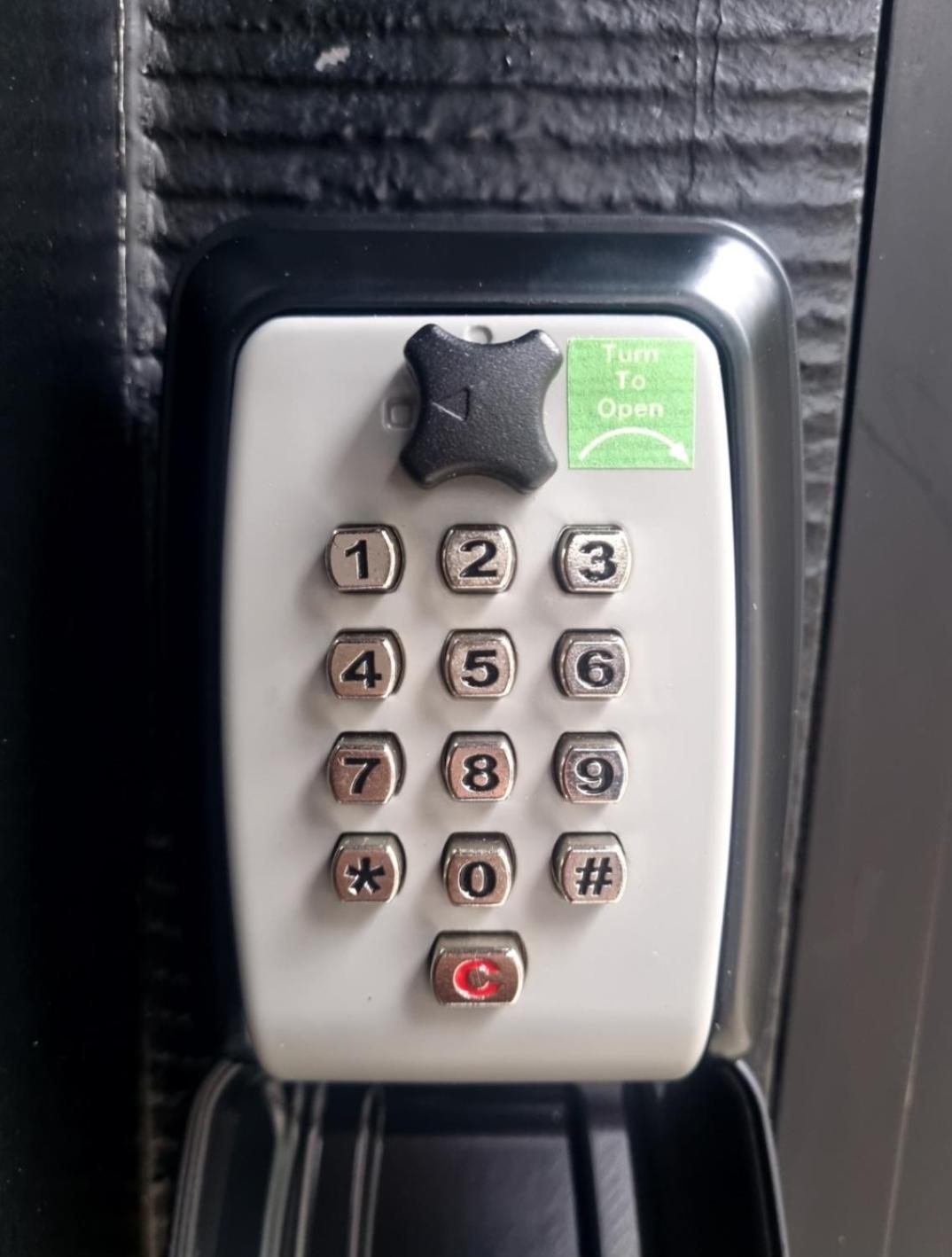Aslyra "Appart-Hotel" Liege Bagian luar foto